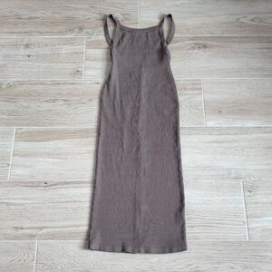 Mahina Backless Taupe Fitted Ribbed Midi Dress Small